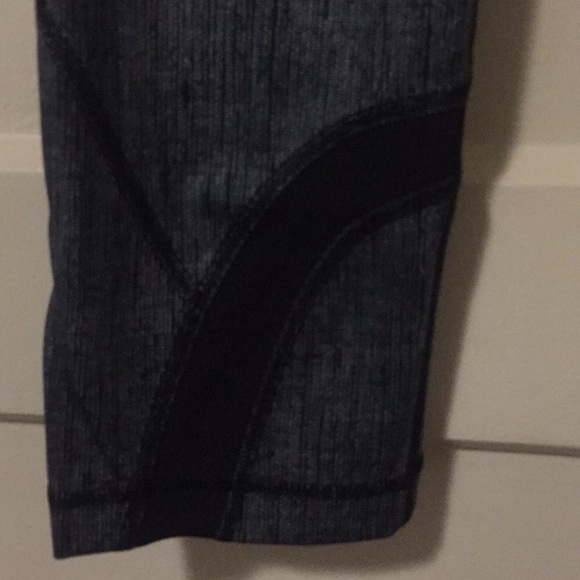 Lululemon - Picture 2 of 4